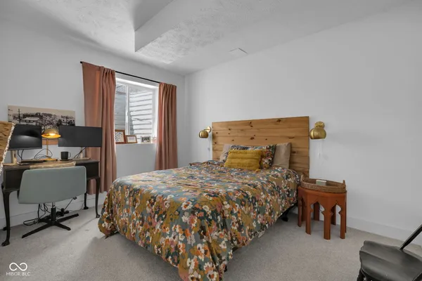 $459,000 | 1645 Carrollton Avenue, Indianapolis, IN 46202