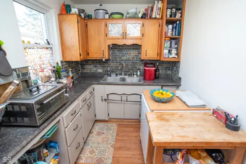 $189,500 | 6156 Oak Avenue, Indianapolis, IN 46219