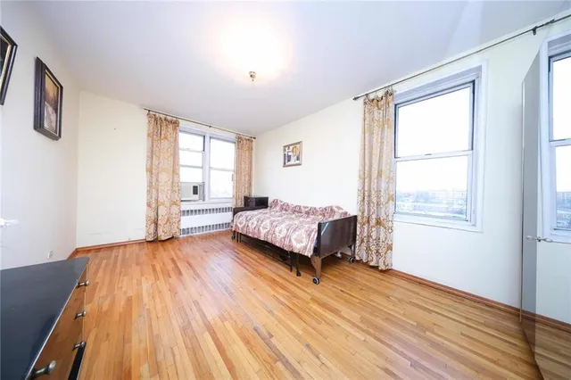 $385,000 | 702 Kathleen Place, Unit 6E | Sheepshead Bay