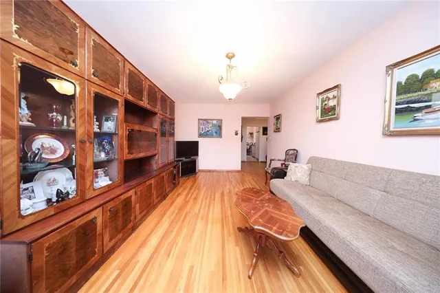 $385,000 | 702 Kathleen Place, Unit 6E | Sheepshead Bay