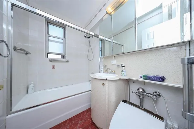 $385,000 | 702 Kathleen Place, Unit 6E | Sheepshead Bay