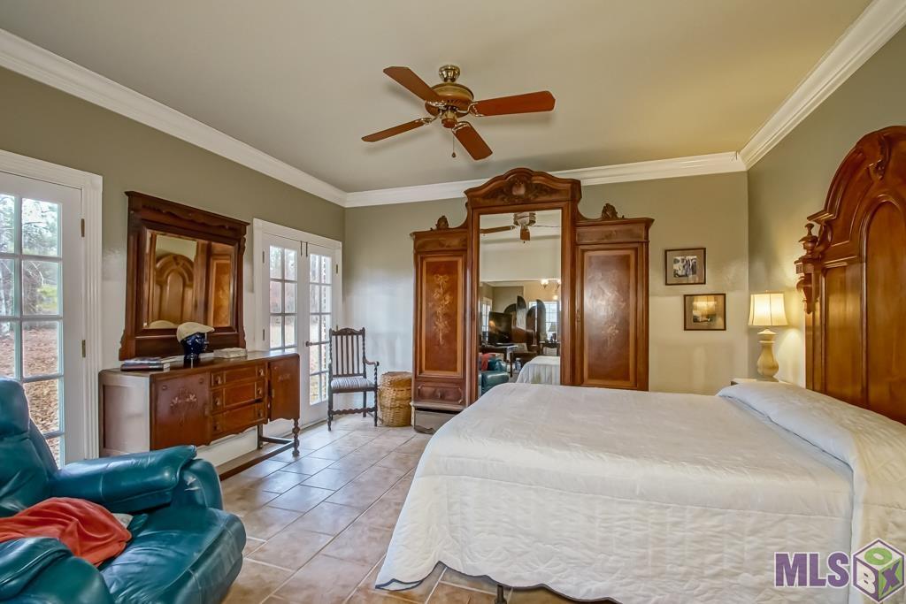 23144 Hoo Shoo Too Road Baton Rouge, LA 70817 - Photo 12 of 34 Gallery Image 12