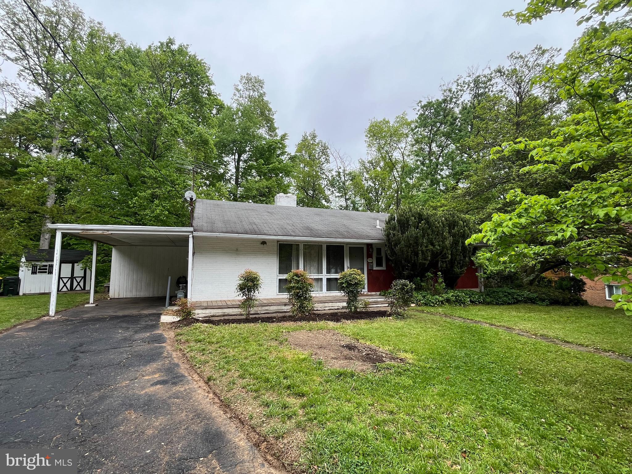 5533 Belfast Place Springfield, VA 22151 - Photo 3 of 4