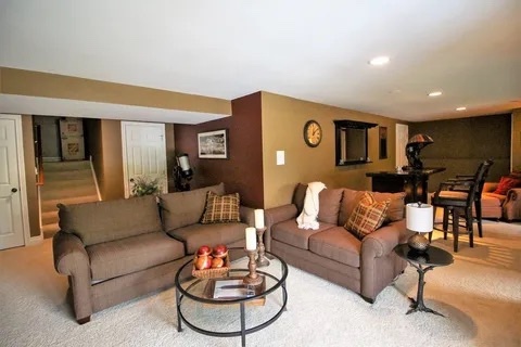 2522 Reflections Drive Crest Hill, IL 60403 - Photo 14 of 18 a living room with furniture and kitchen view