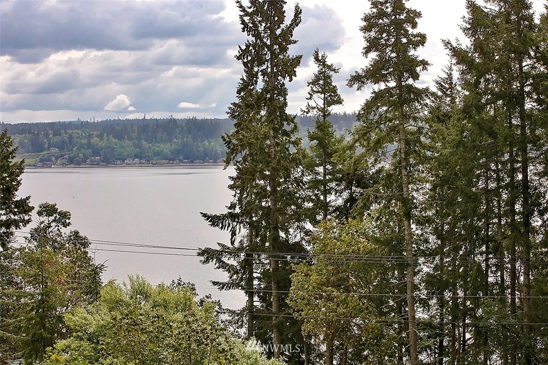 5720 Northeast North Shore Road Belfair, WA 98528 - Photo 8 of 14 Gallery Image 8