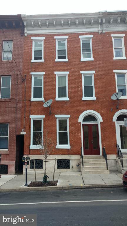13 East Walnut Street Lancaster, PA 17602 - Photo 1 of 17