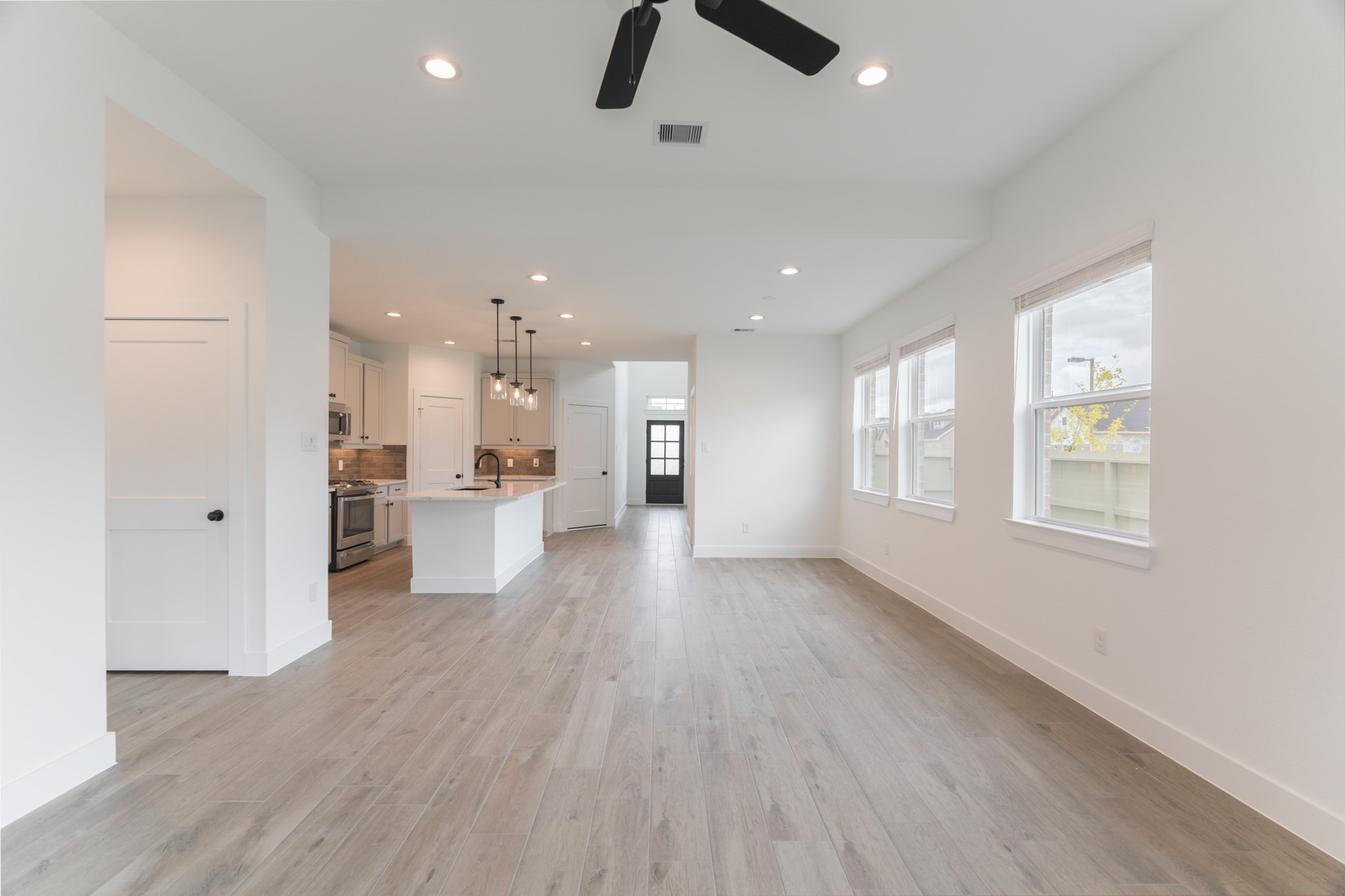 10528 Wild Rice Conroe, TX 77385 - Photo 13 of 32 Gallery Image 13