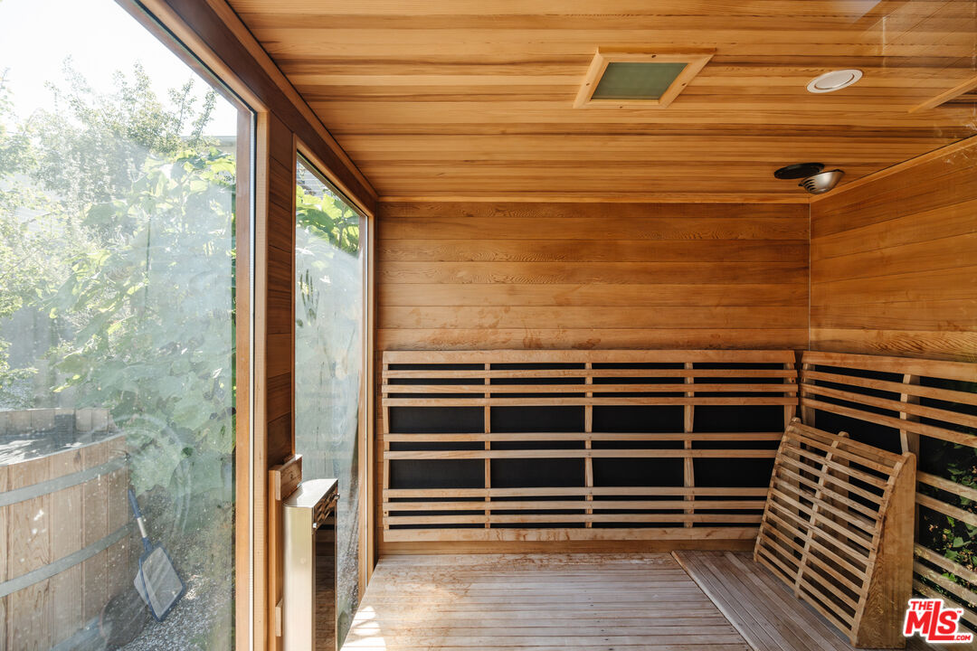 1097 West Kensington Road Los Angeles, CA 90026 - Photo 34 of 49