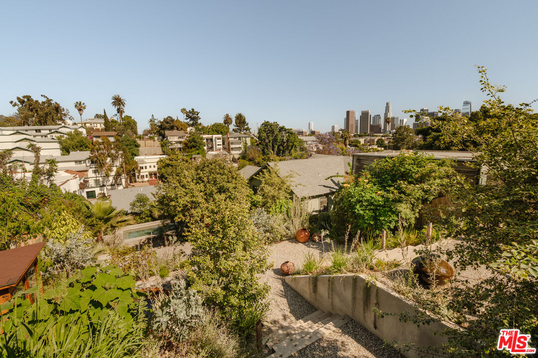 1097 West Kensington Road Los Angeles, CA 90026 - Photo 36 of 49