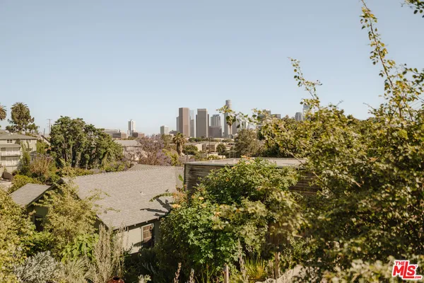 $10,000 | 1097 West Kensington Road, Los Angeles, CA 90026