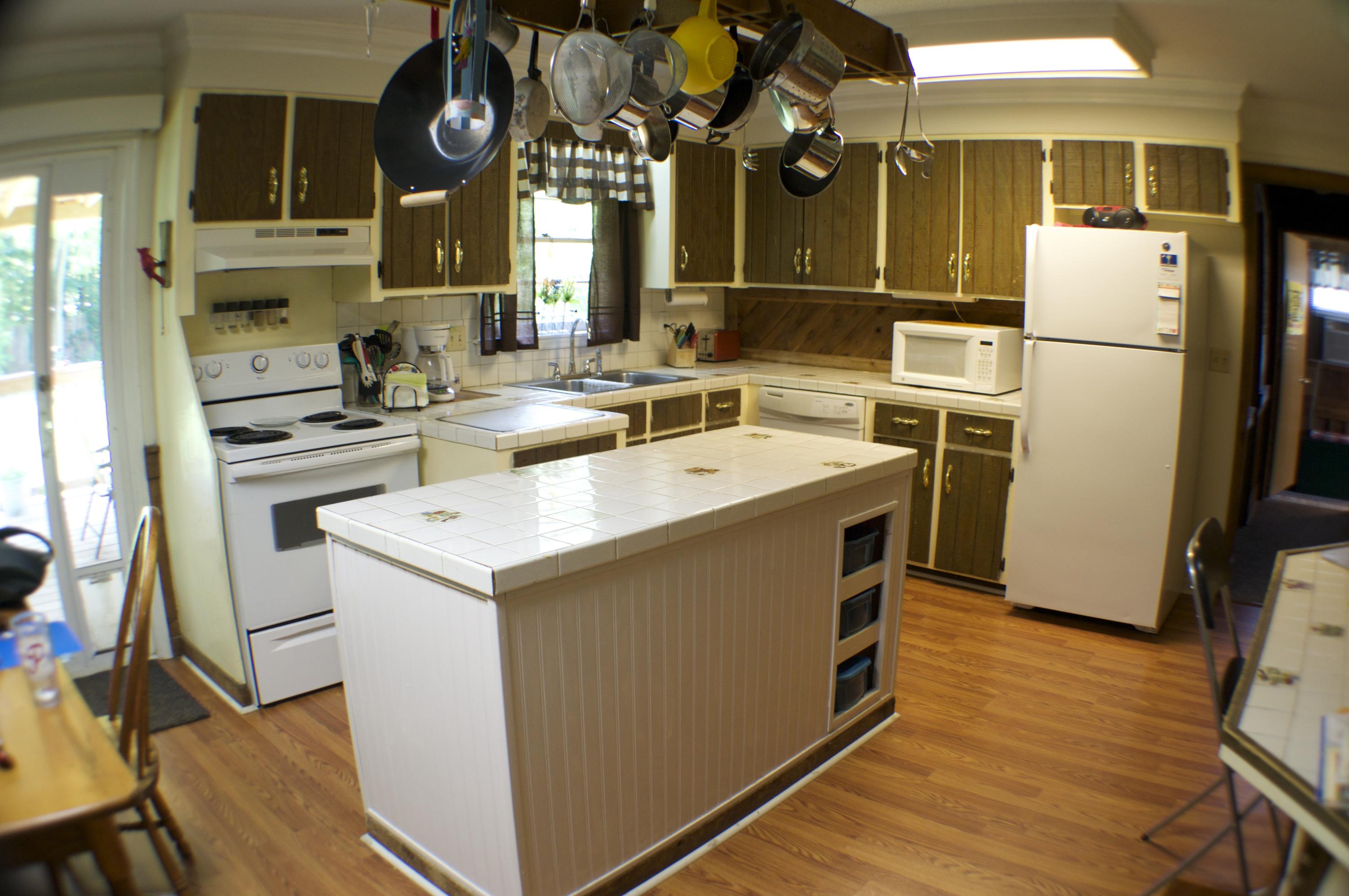 8265 Delhi Road North Charleston, SC 29406 - Photo 4 of 22 Kitchen island