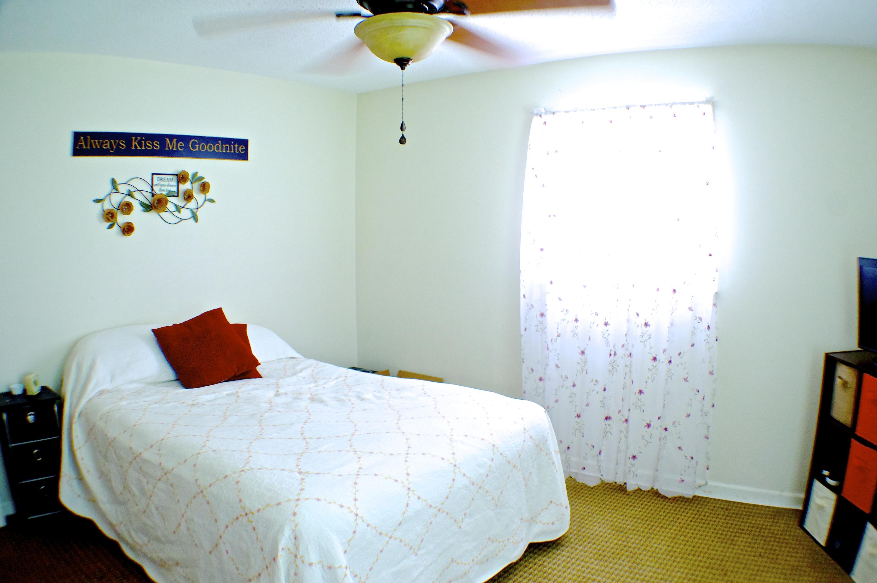 8265 Delhi Road North Charleston, SC 29406 - Photo 10 of 22 Master Bedroom