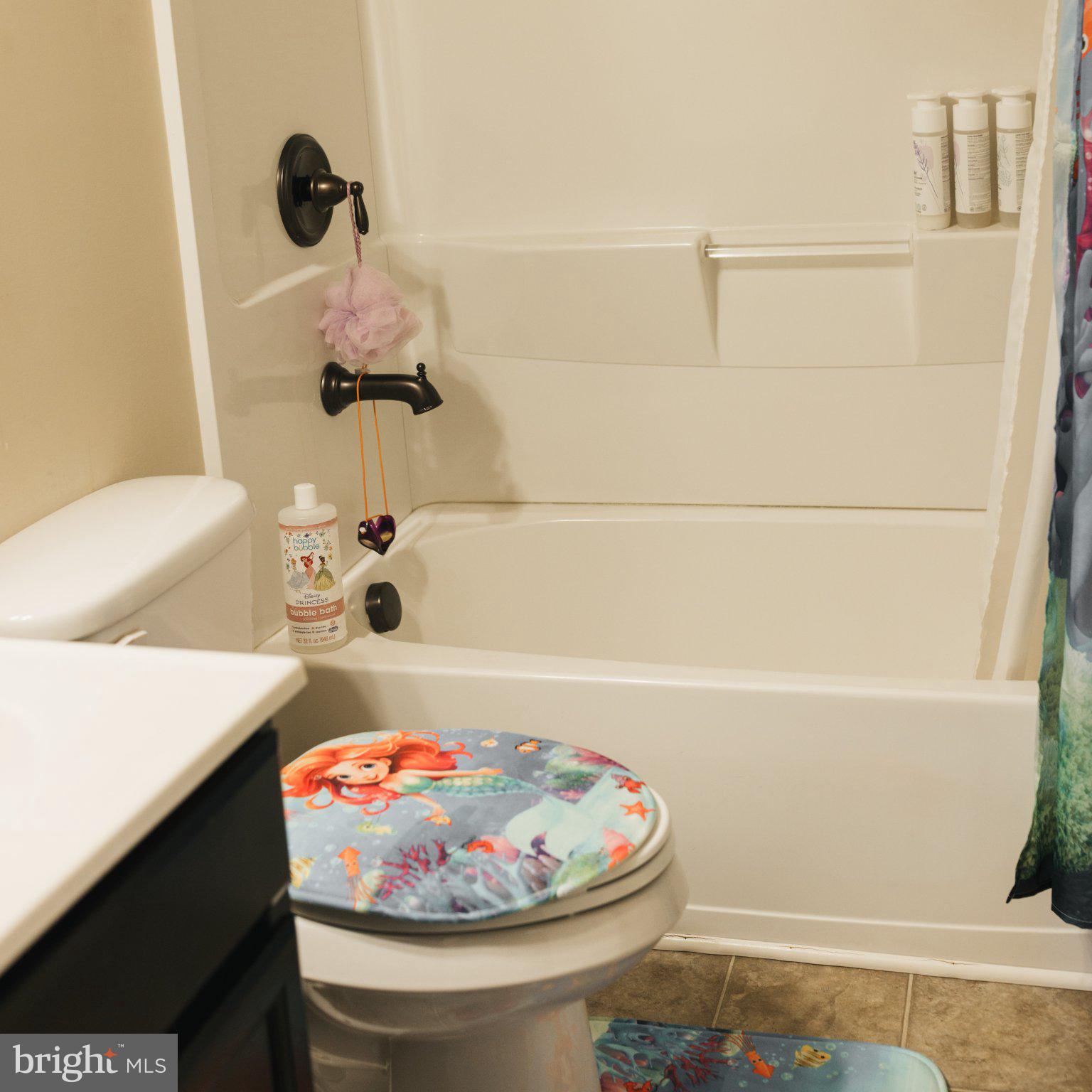 3784 William Daves Road Doylestown, PA 18902 - Photo 23 of 30 a bathroom with a sink and bathtub