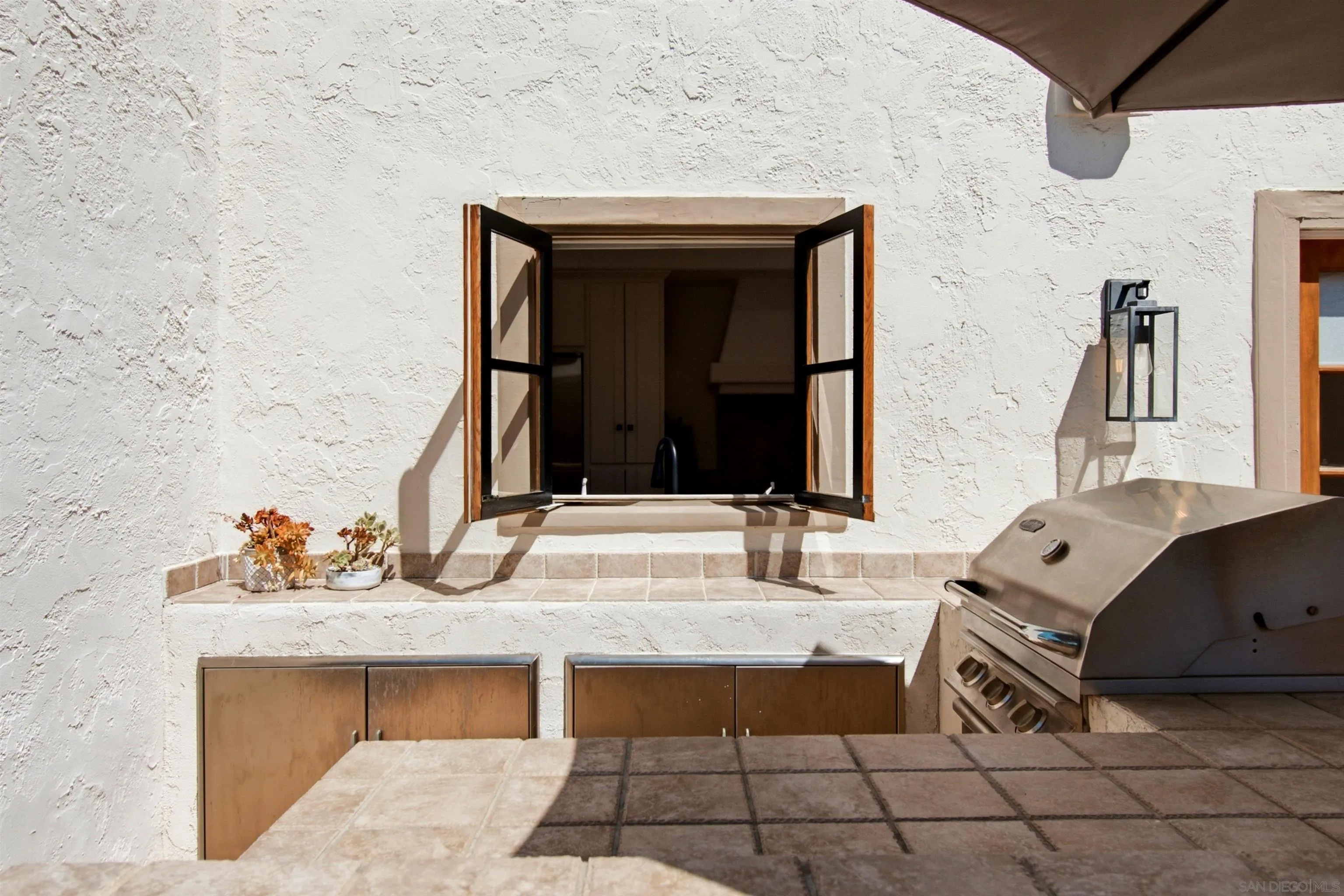 137 Via Coronado Rancho Santa Fe, CA 92091 - Photo 8 of 69 Gallery Image 8