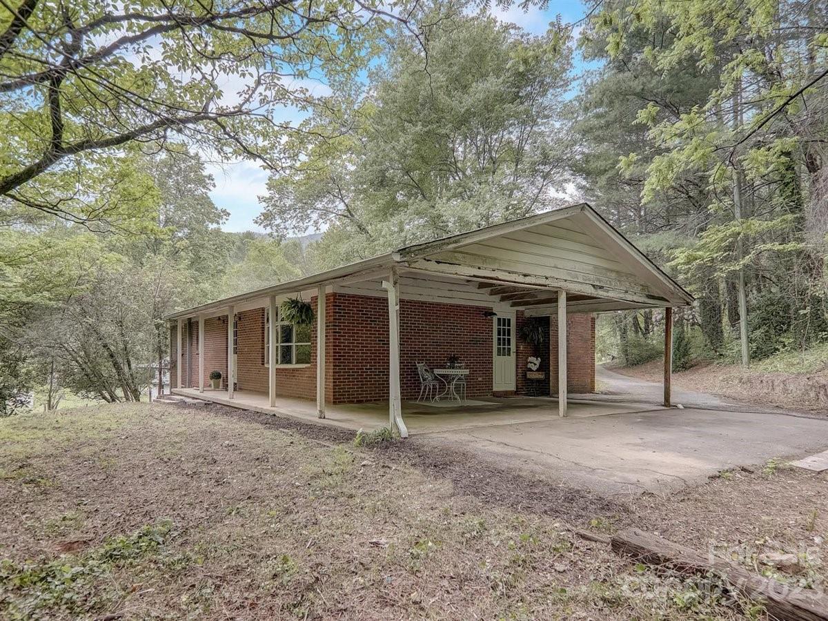 76 Unity Road Sylva, NC 28779 - Photo 2 of 40 Gallery Image 2