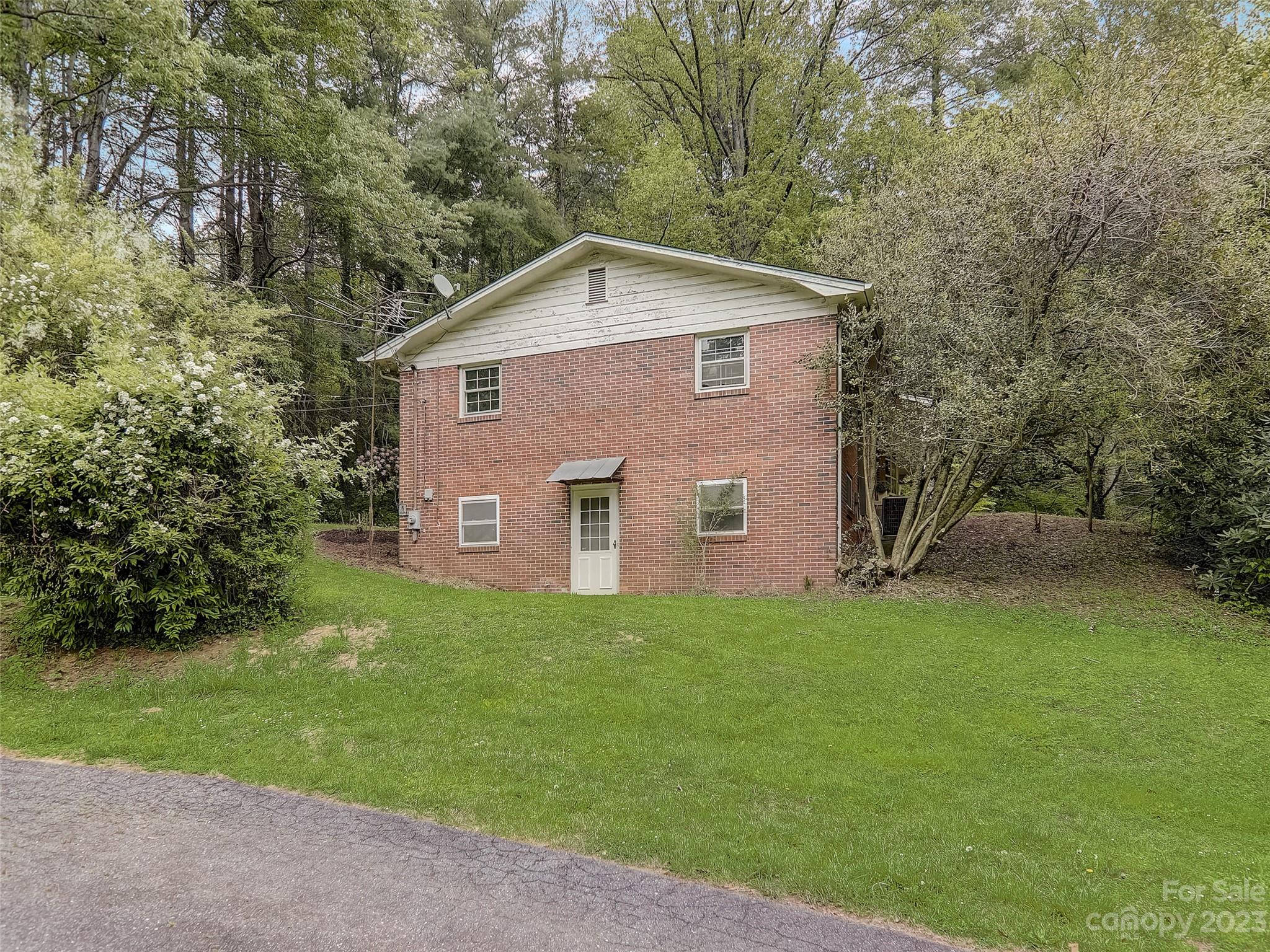 76 Unity Road Sylva, NC 28779 - Photo 33 of 40 Gallery Image 33