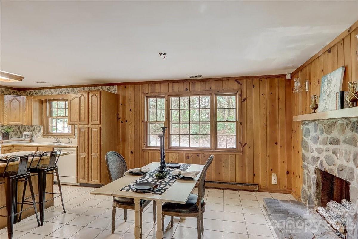 76 Unity Road Sylva, NC 28779 - Photo 6 of 40 Gallery Image 6