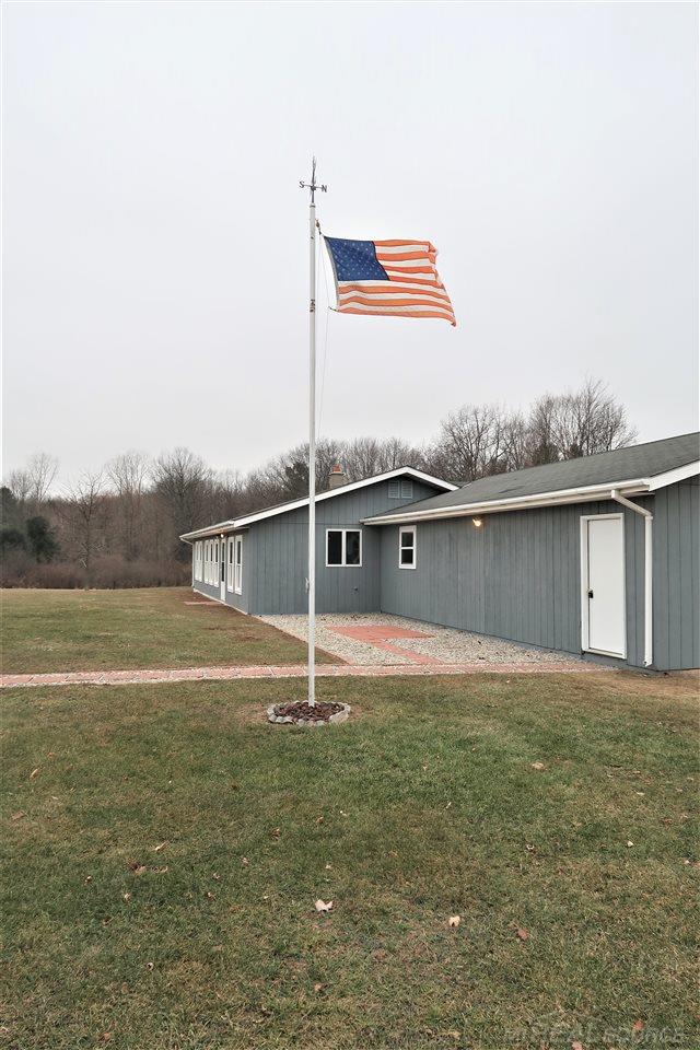 6933 Kilburn Road Jeddo, MI 48032 - Photo 3 of 26 31369188-2.JPG