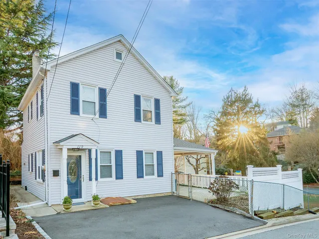 a view of a white house