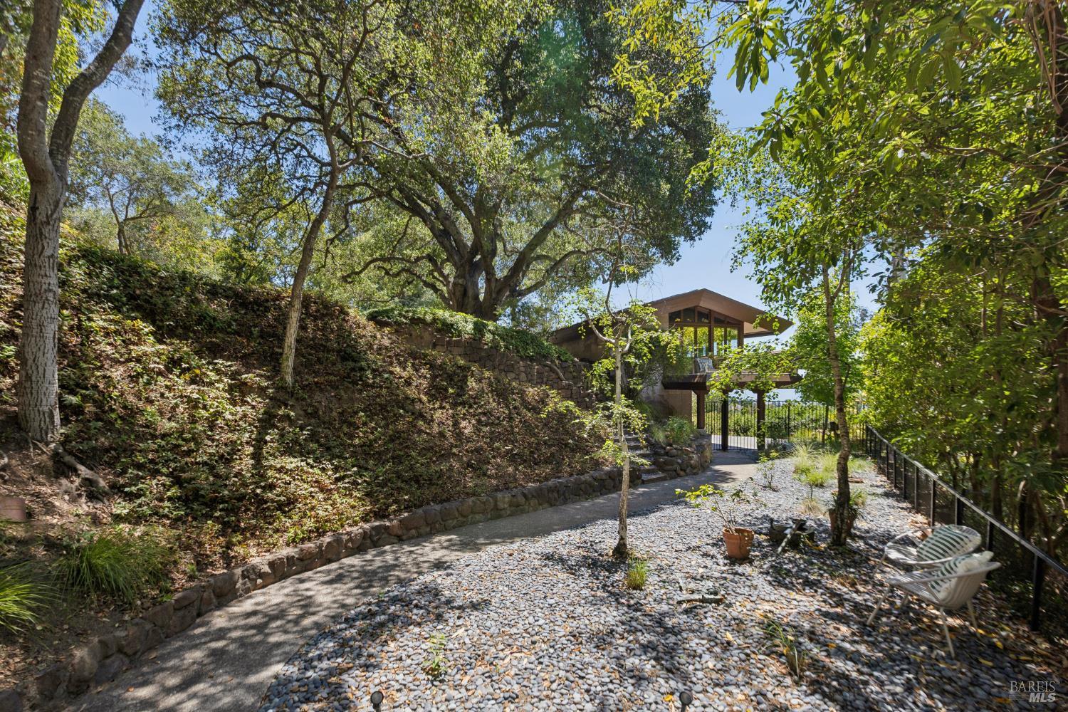 335 Highland Avenue San Rafael, CA 94901 - Photo 95 of 98