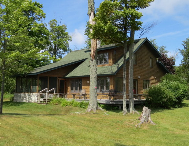 205 Green Bay Road Washington Island, WI 54246 - Photo 1 of 1 Main View