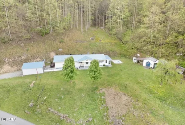 $124,900 | 1460 Gum Branch Road, Oakwood, VA 24631