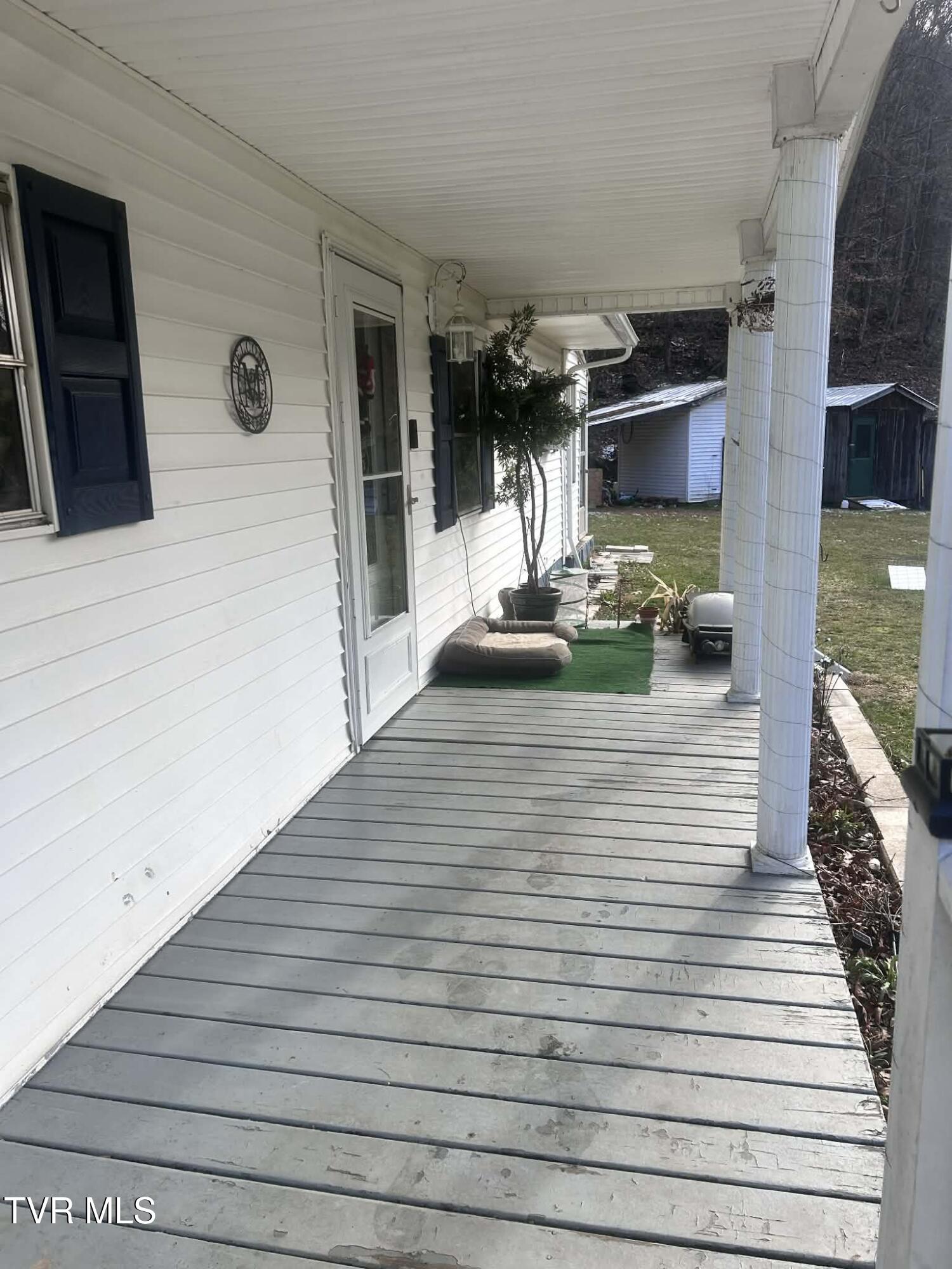 1460 Gum Branch Road Oakwood, VA 24631 - Photo 21 of 24 att._80BL