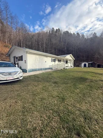 $124,900 | 1460 Gum Branch Road, Oakwood, VA 24631