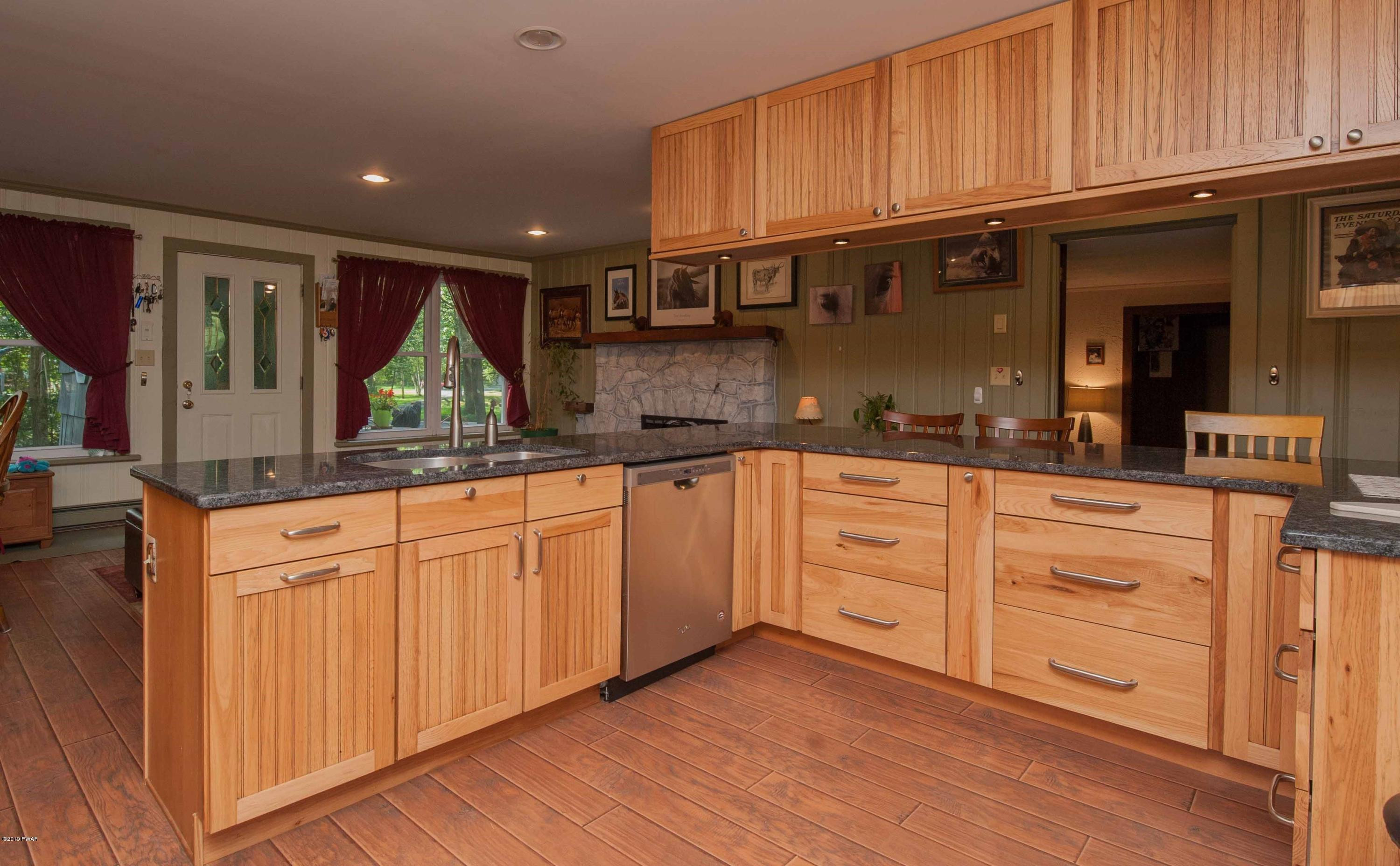 323 Foster Hill Road Milford, PA 18337 - Photo 4 of 49 Kitchen 2