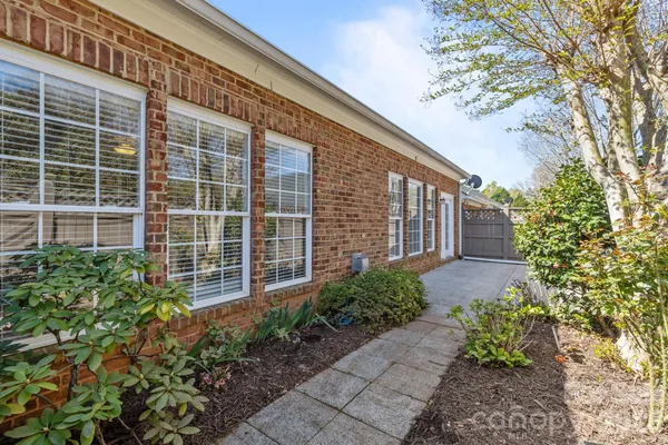 $595,000 | 412 Eberle Way, Matthews, NC 28105