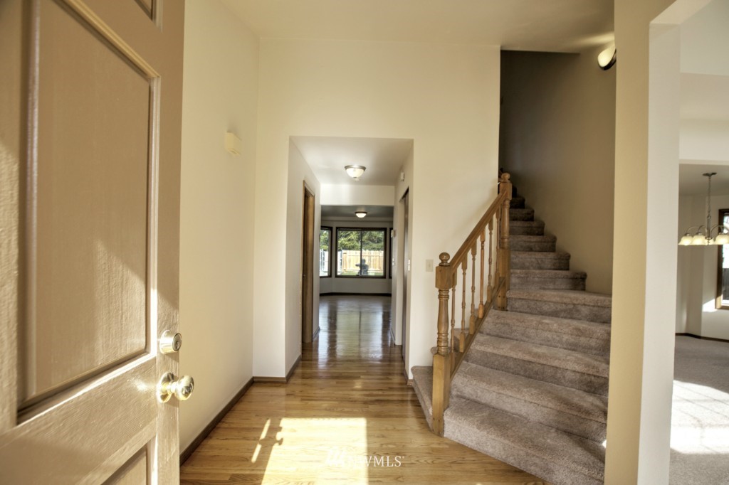 10308 Southeast 190th Place Renton, WA 98055 - Photo 3 of 25