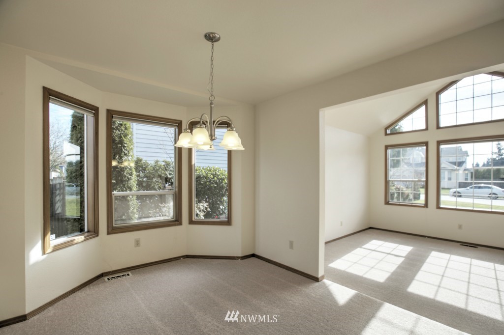 10308 Southeast 190th Place Renton, WA 98055 - Photo 8 of 25