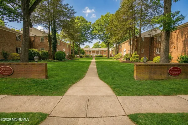$319,000 | 132 South Street, Unit 1B, Red Bank, NJ 07701
