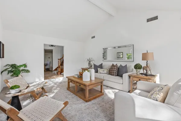 $1,249,000 | 1474 Via Encinos Drive, Fallbrook, CA 92028