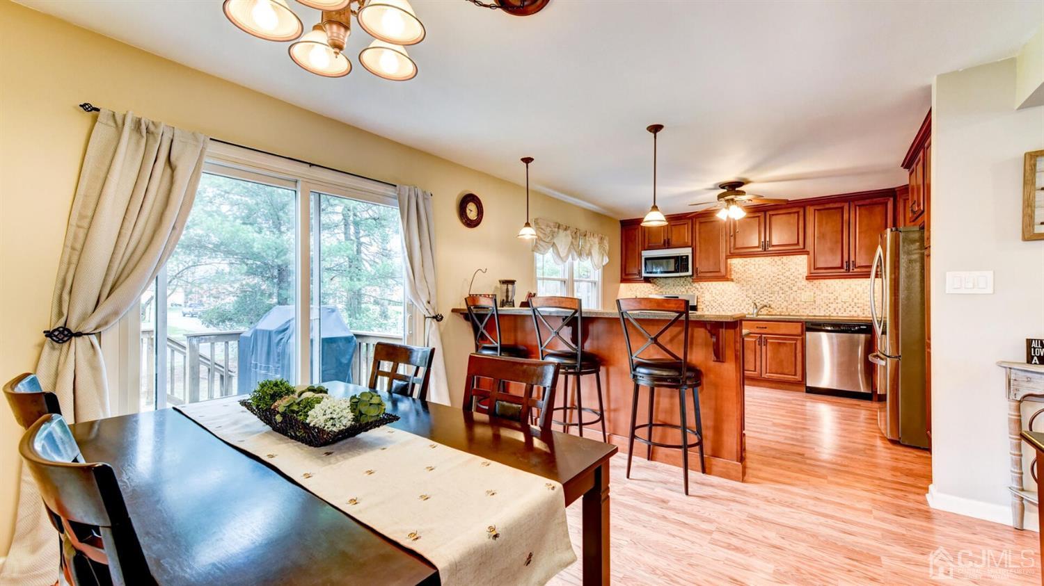 11 Sycamore Road Middlesex, NJ 08846 - Photo 11 of 22 Gallery Image 11