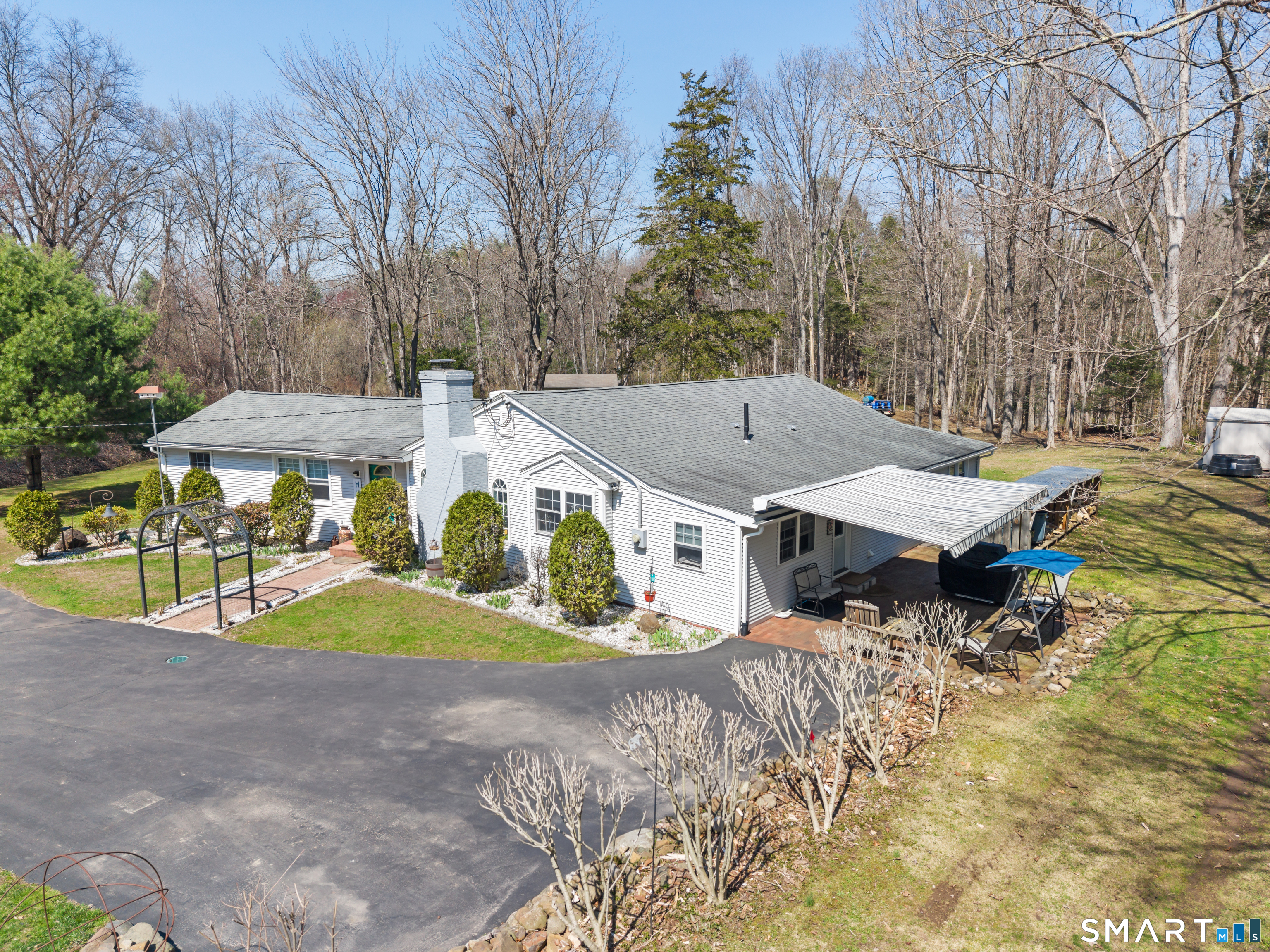 49 Scuppo Road Woodbury, CT 06798 - Photo 3 of 34