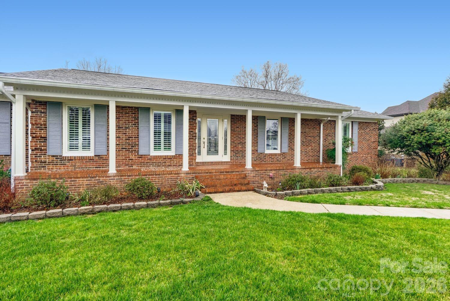 22527 John Gamble Road Cornelius, NC 28031 - Photo 5 of 33 front view of a house with a yard