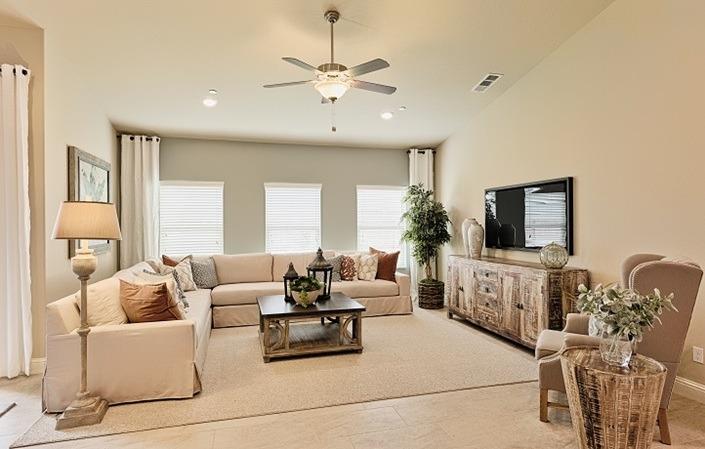3740 Bonifacio Way, Unit 172 Merced, CA 95340 - Photo 4 of 10 Gallery Image 4