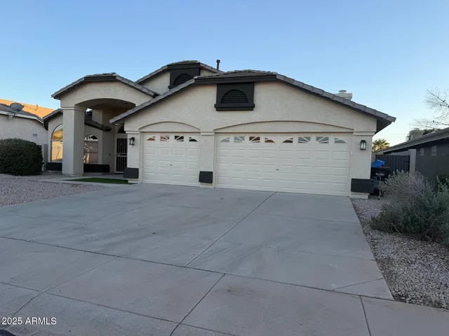 $3,500 | 1123 East Constitution Drive, Gilbert, AZ 85296