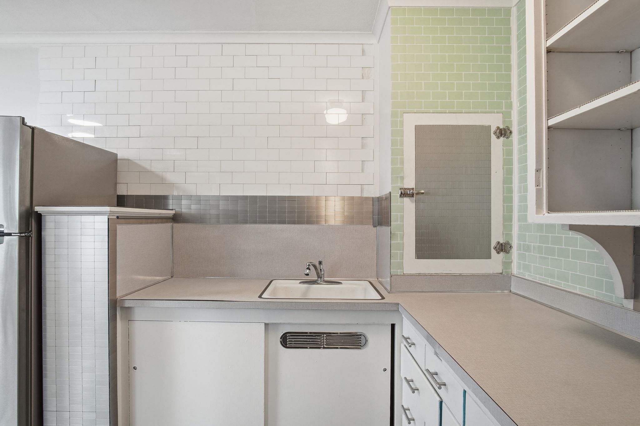 704 West 6th Avenue, Unit 302 Spokane, WA 99204 - Photo 19 of 33