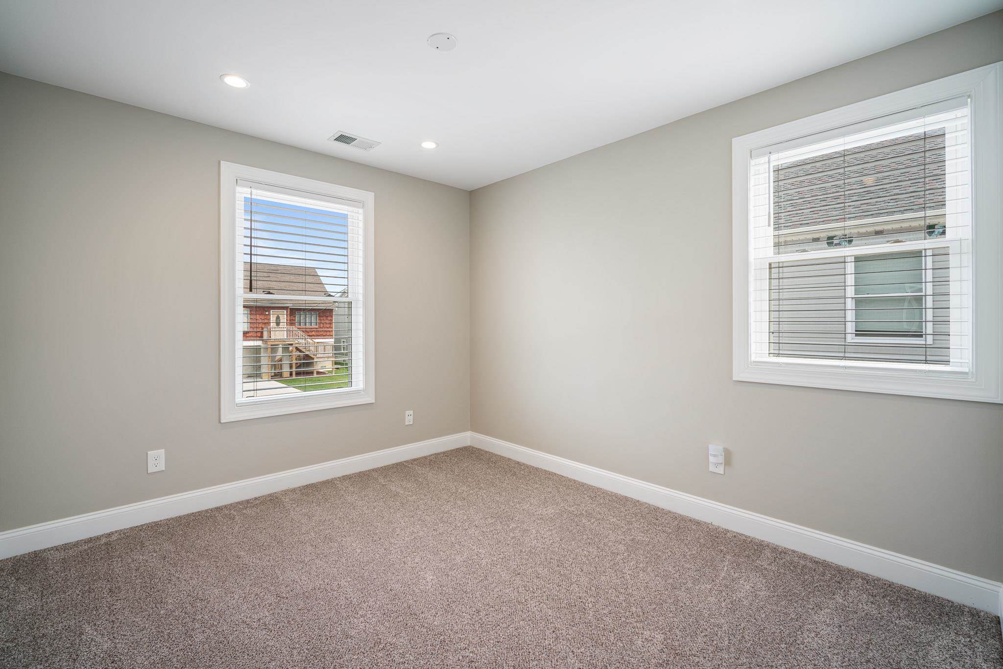 440 Hackney Place Brigantine, NJ 08203 - Photo 31 of 45 an empty room with a window