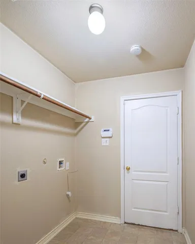 $2,400 | 7253 Bluff Top Road, Frisco, TX 75035