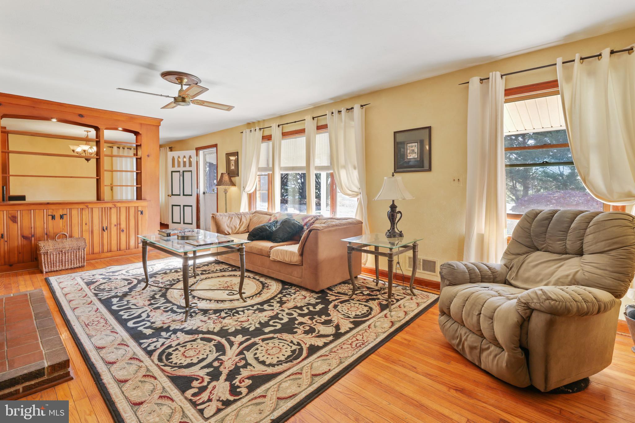 3501 Delta Road Airville, PA 17302 - Photo 8 of 45 Living Room