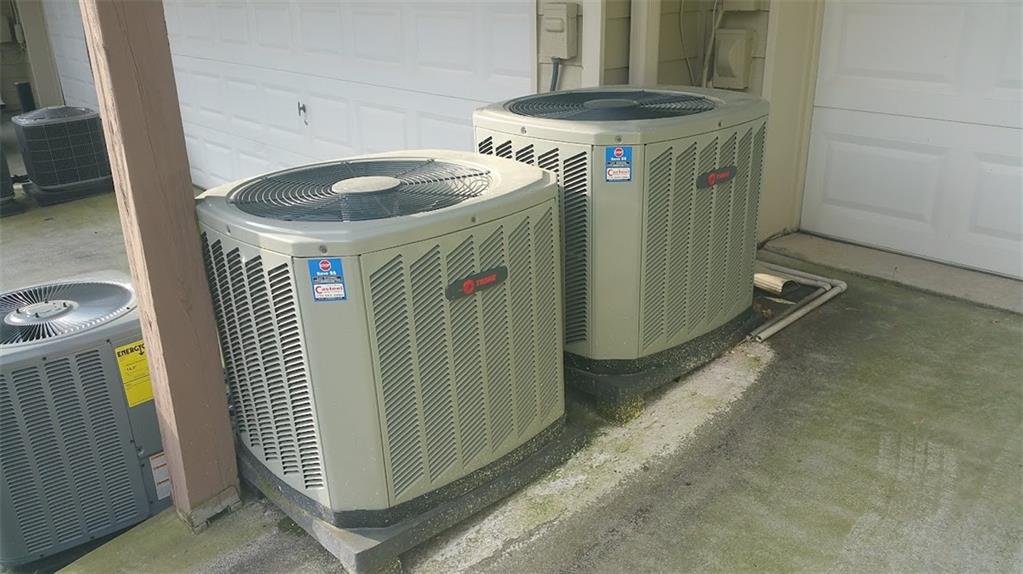 4363 Grove Field Park Northwest Suwanee, GA 30024 - Photo 14 of 18 a utility room with dryer and washer