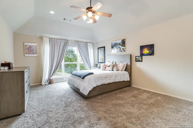 $600,000 | 15714 Alamogordo, Helotes, TX 78023