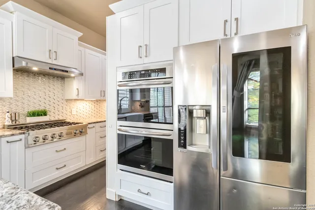 $600,000 | 15714 Alamogordo, Helotes, TX 78023