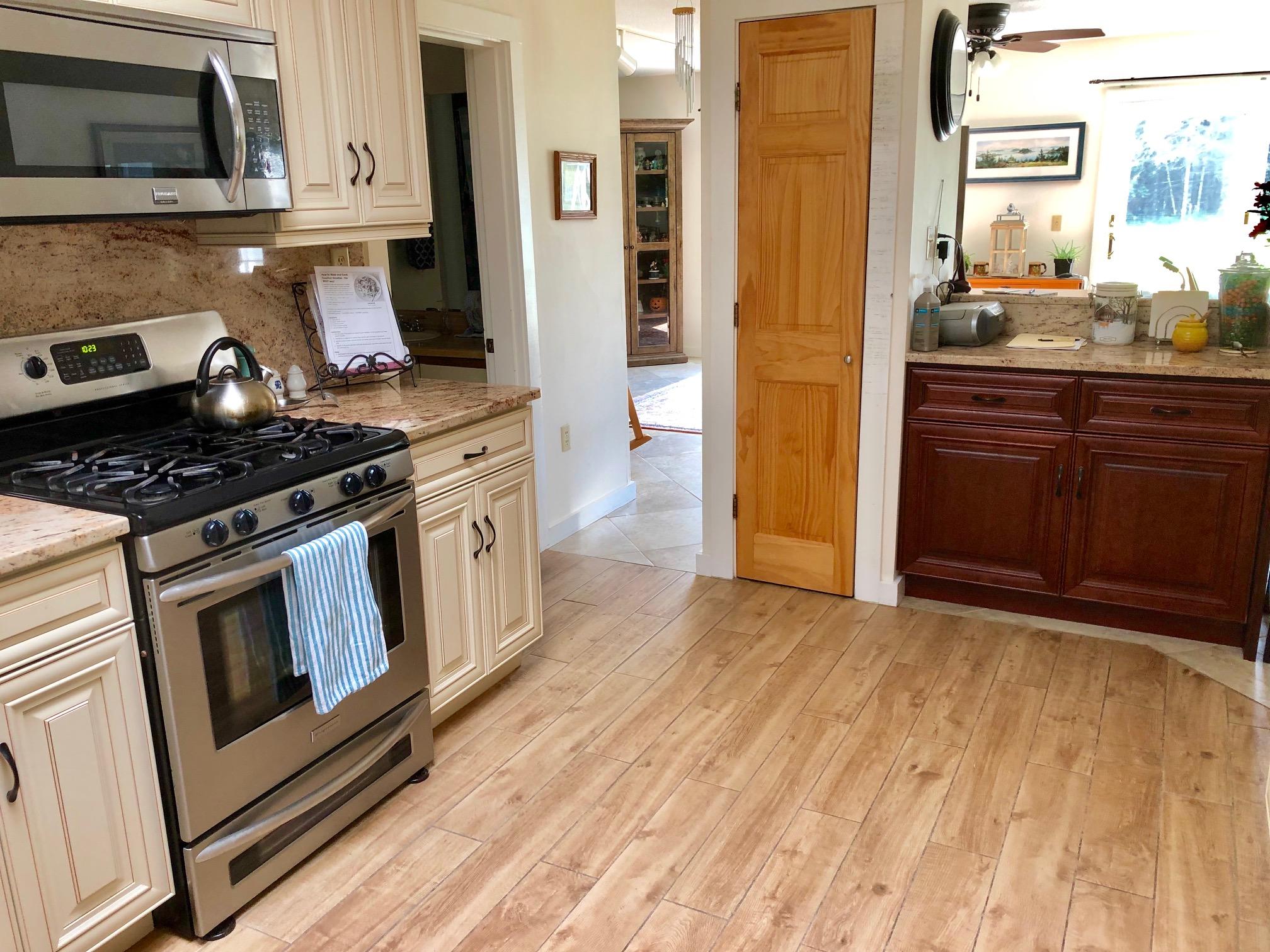 24 Minnow Brook Road Ellsworth, ME 04605 - Photo 21 of 74 Open to dining area