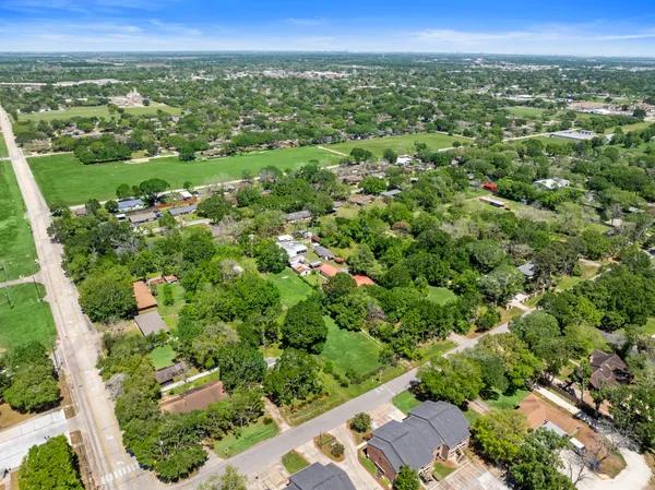 $339,000 | 903 Brooks Avenue, Rosenberg, TX 77471