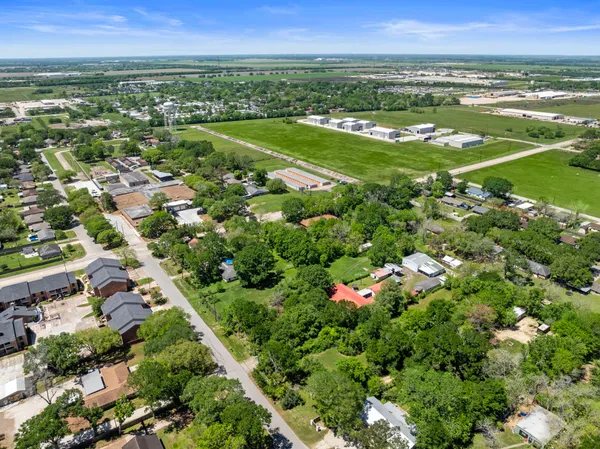 $339,000 | 903 Brooks Avenue, Rosenberg, TX 77471