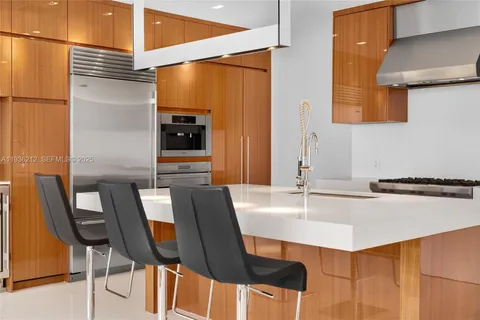 $3,595,000 | 9701 Collins Avenue, Unit 1405S, Bal Harbour, FL 33154